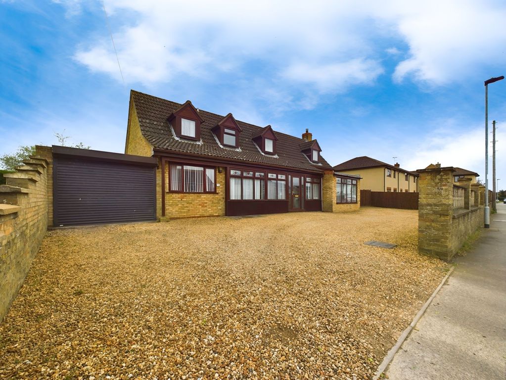 Property photo 1 of 20