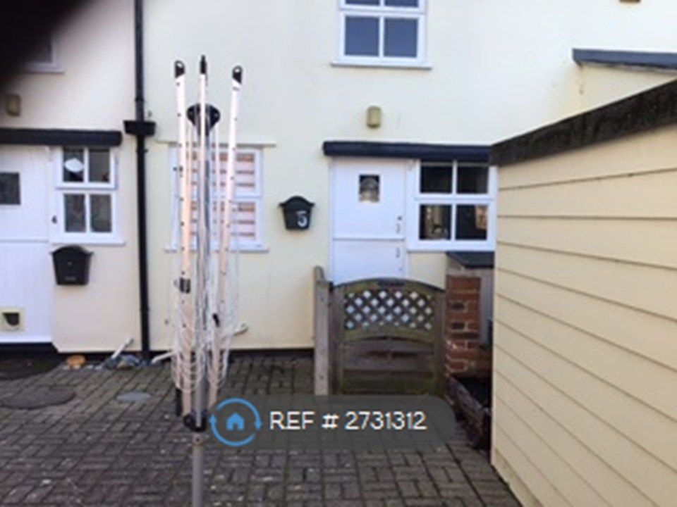 Property photo 3 of 25 Back &amp; Drying Area