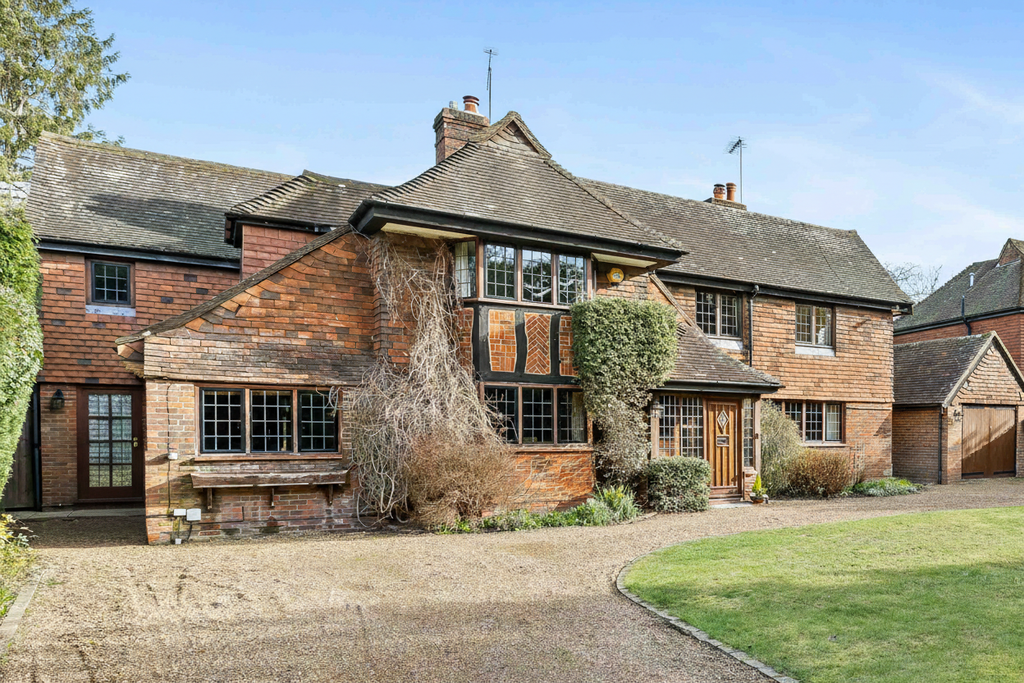 Property photo 1 of 25