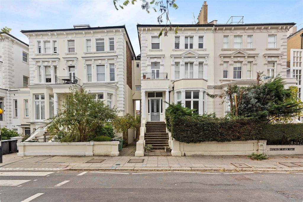 Property photo 3 of 9