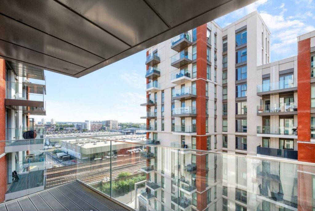 Property photo 3 of 9