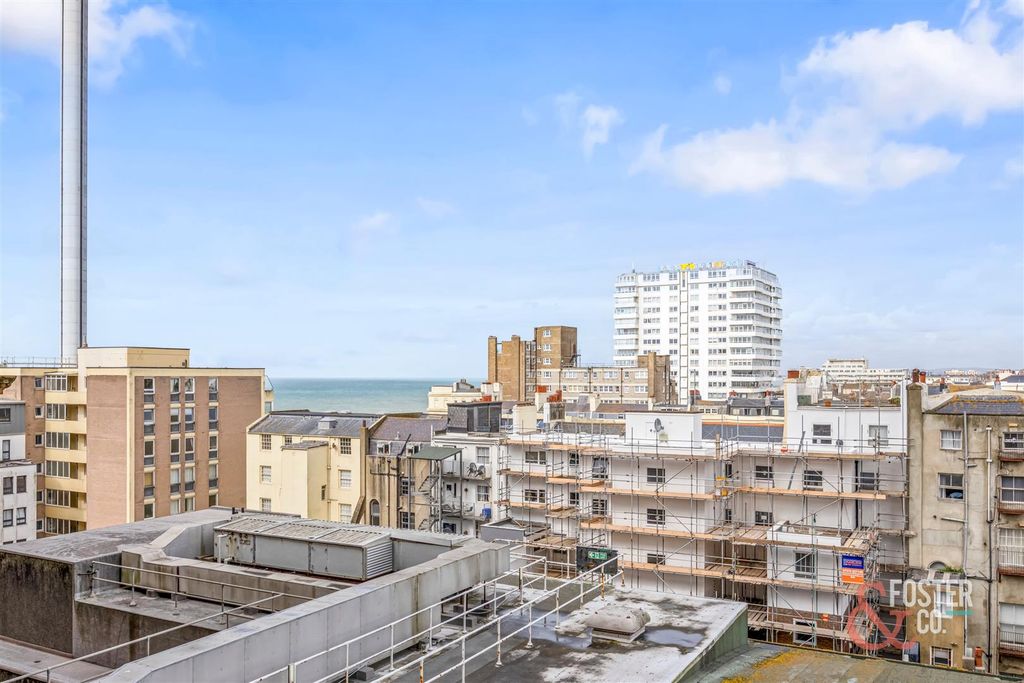 Property photo 2 of 13 St.Mararets Place_Sussex Heights_1D-011.Jpg