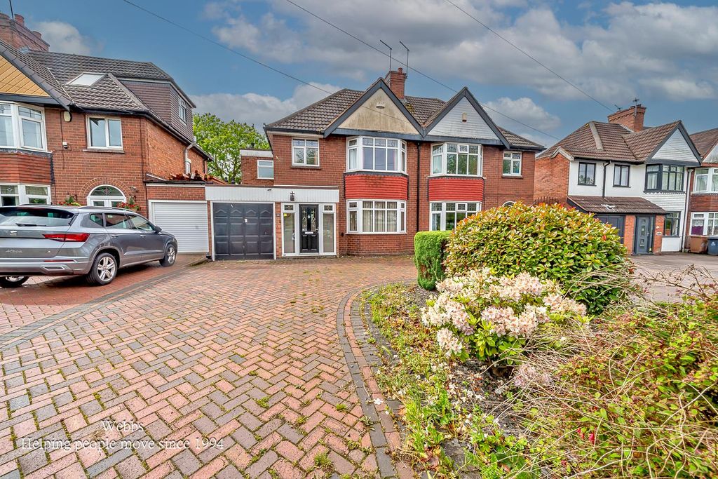 Property photo 1 of 36 Webbs-4.Jpg