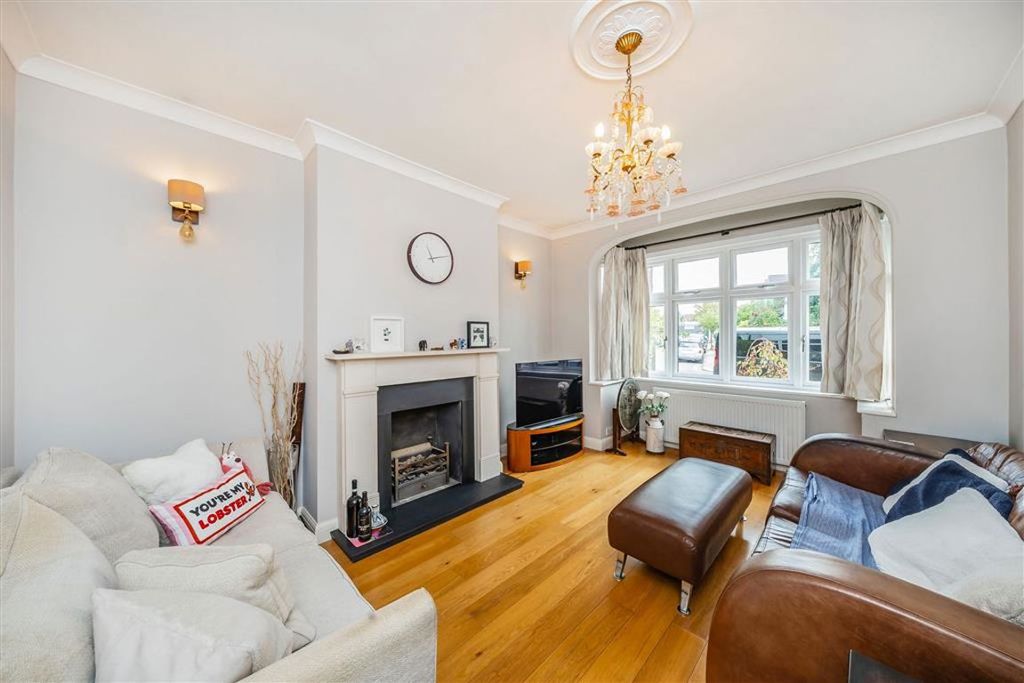 Property photo 2 of 6