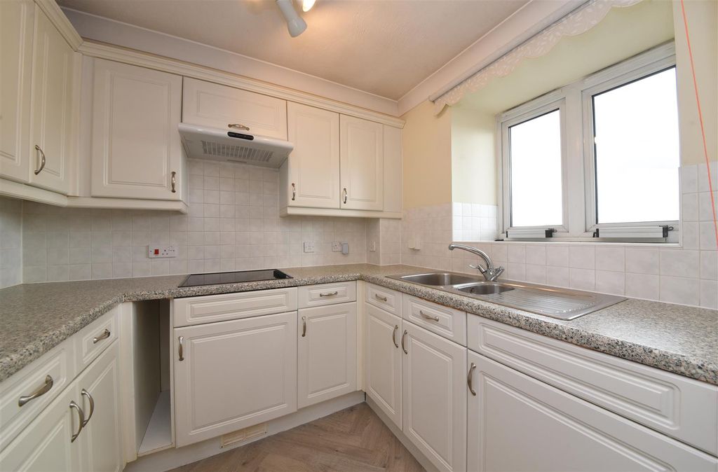 Property photo 2 of 10 44_Mulberry_Pic_3.Jpg