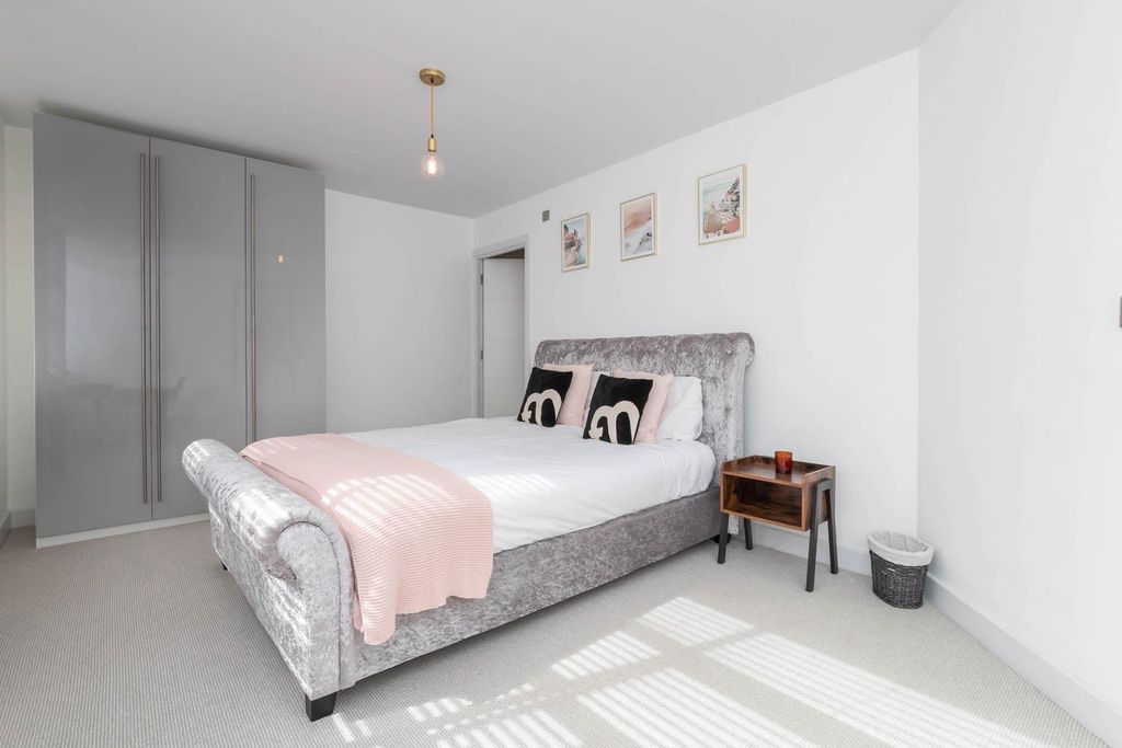 Additional image 11 of 3 bed flat for saleQueensway House, 57 Livery Street B3