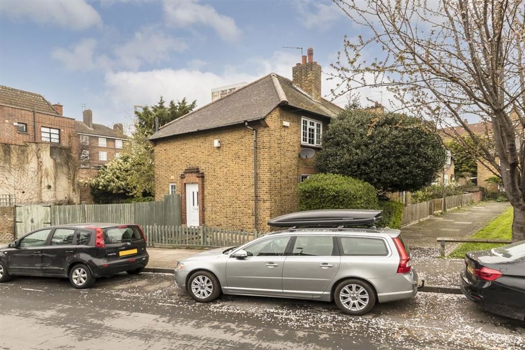 Property photo 1 of 7