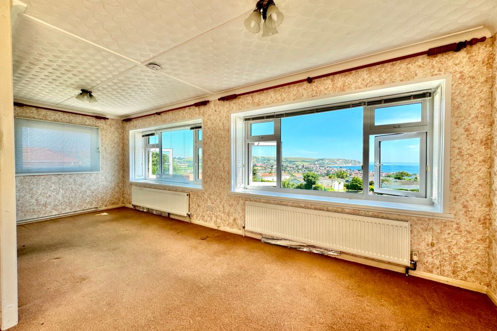 Property photo 3 of 15 Living Room