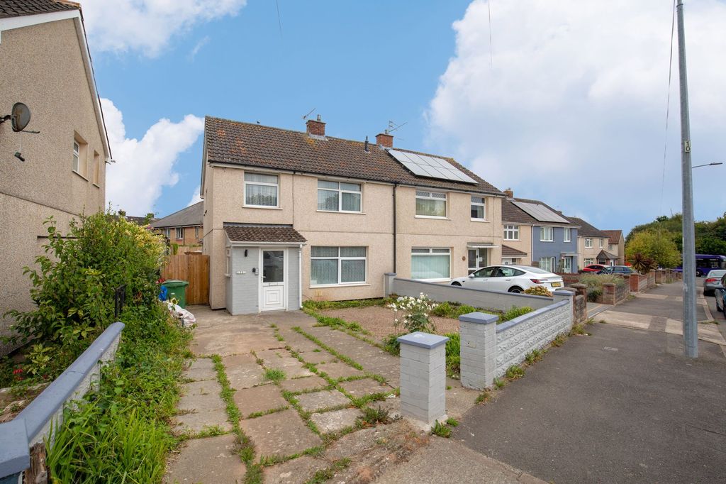 Property photo 1 of 31