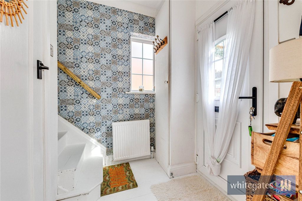 Property photo 2 of 41 Picture No. 02