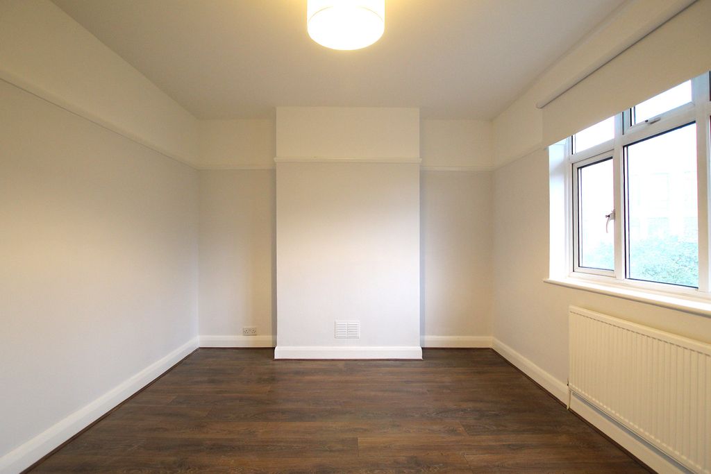 Property photo 3 of 9 3.Jpg