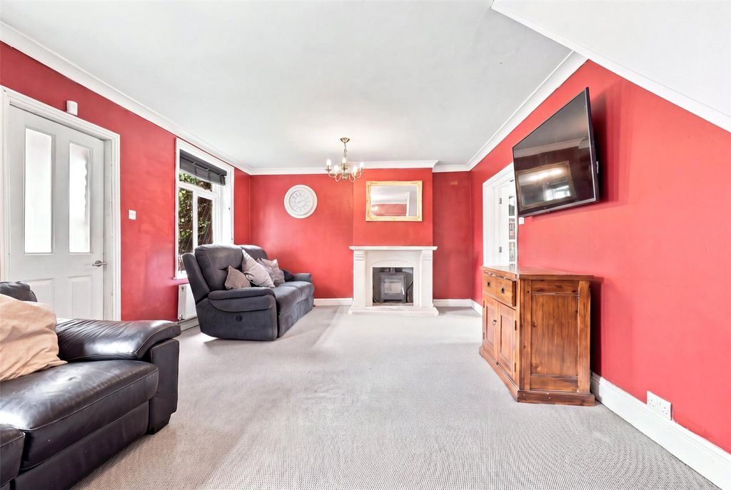 Property photo 2 of 27 Picture No. 36