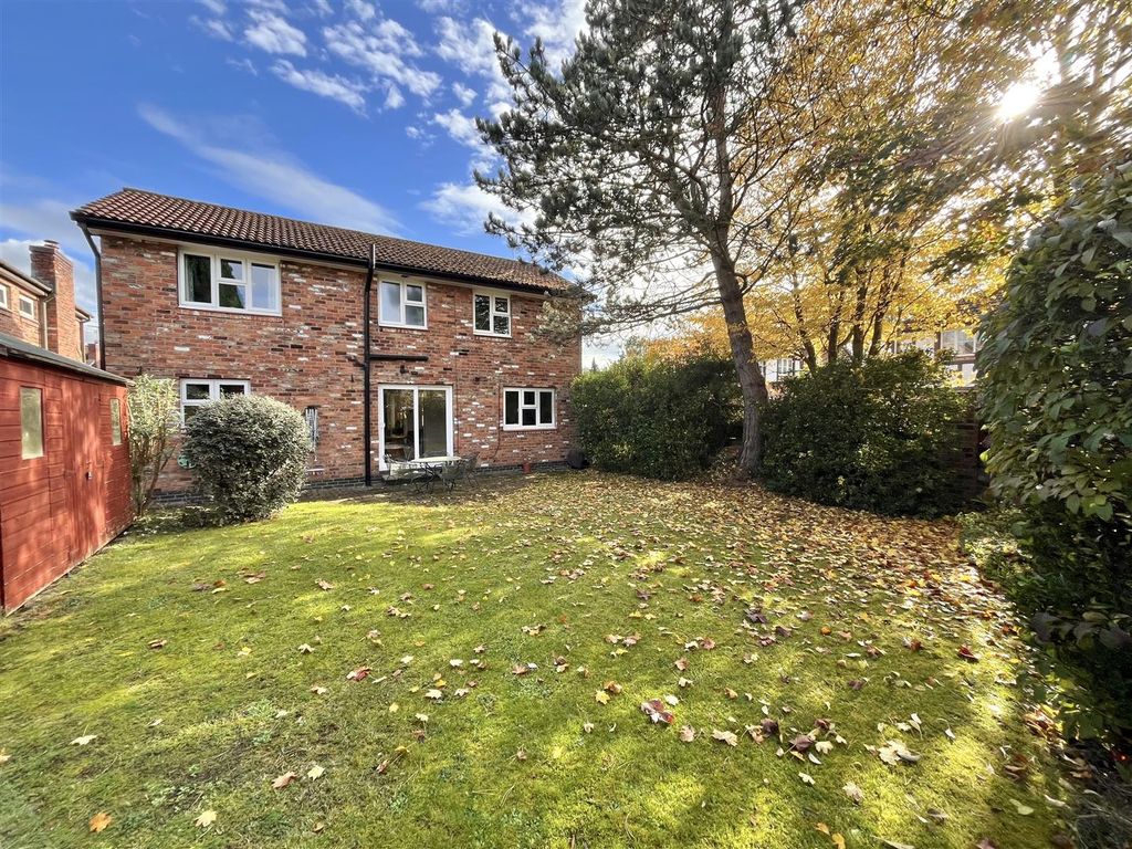 Property photo 3 of 18