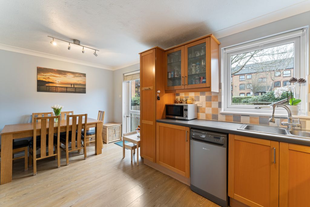 Property photo 2 of 13 Photo 1