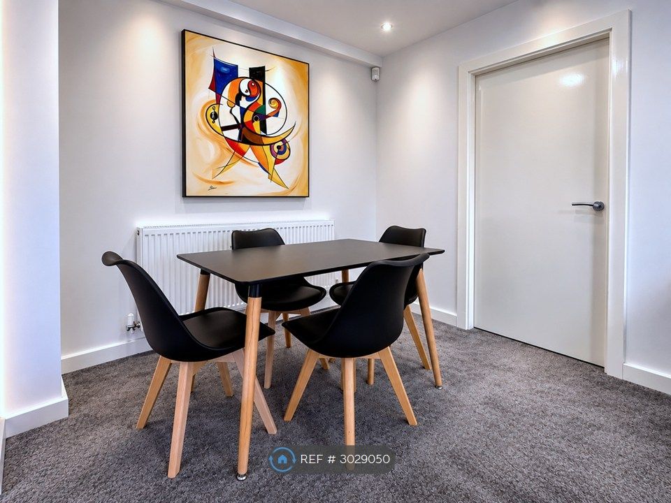Property photo 2 of 6 Dining Area