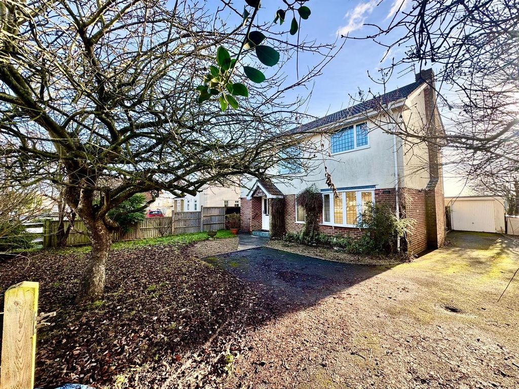 Property photo 1 of 25