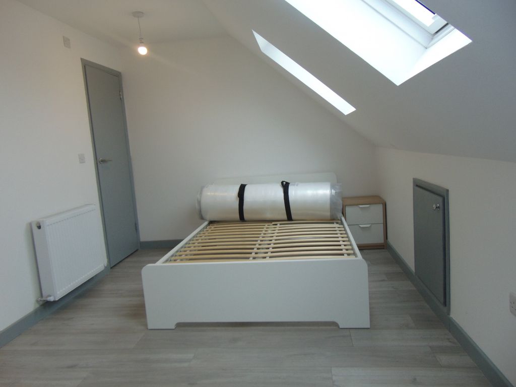Property photo 1 of 4