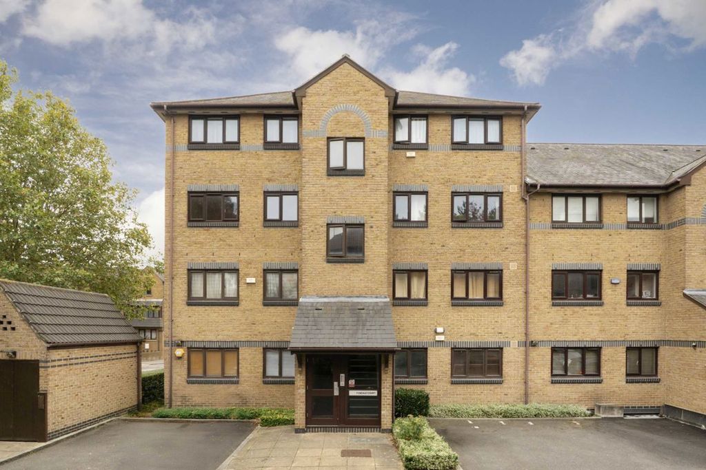 Property photo 1 of 6