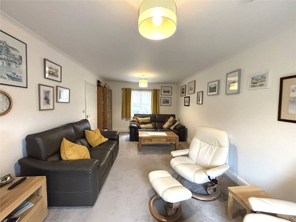 Additional image 8 of 4 bed detached house for saleSunnybank Gardens, Narberth, Pembrokeshire SA67