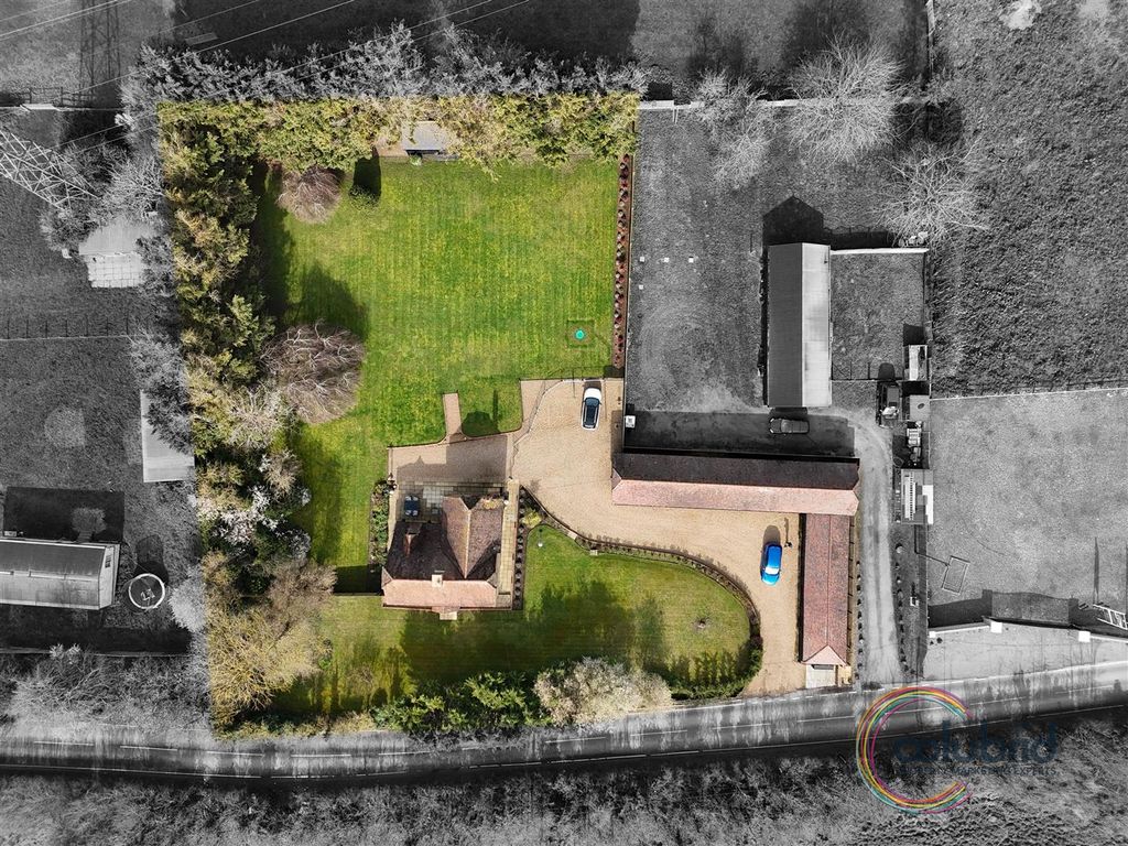 Property photo 2 of 23