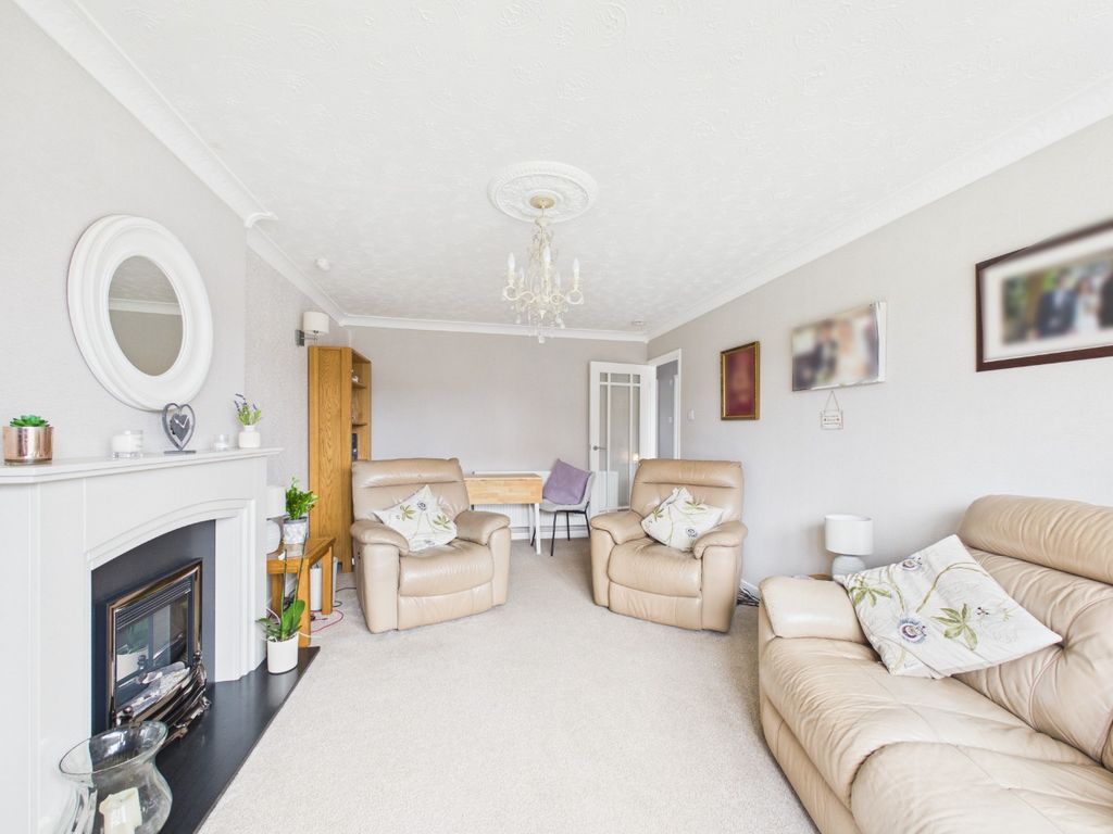 Property photo 2 of 16 4954625