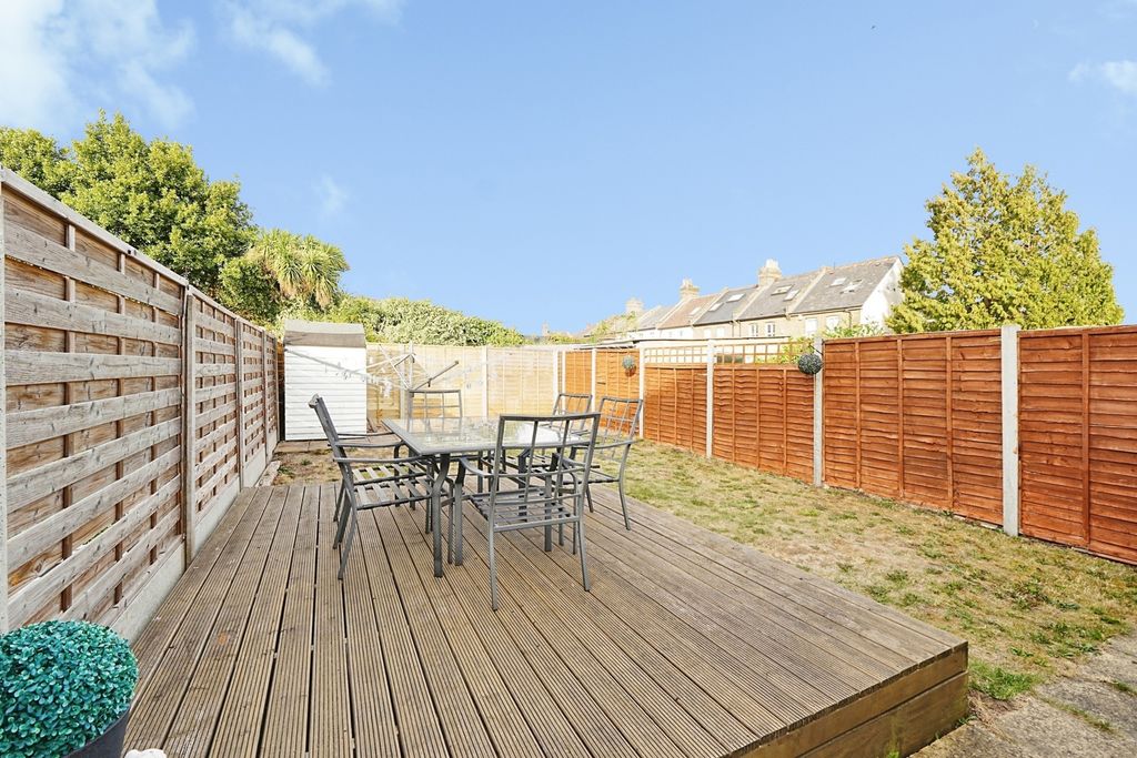 Property photo 2 of 23 Pbox-Img.Jpg