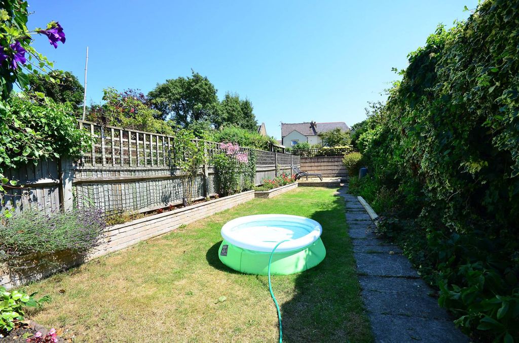 Property photo 3 of 10