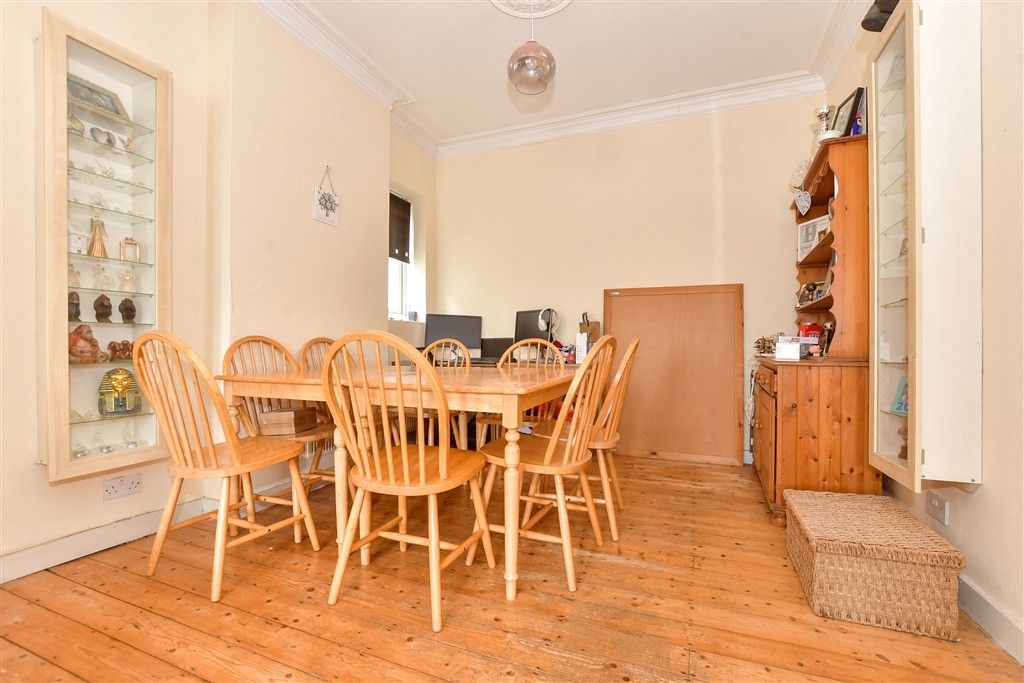 Property photo 3 of 17 Dining Area