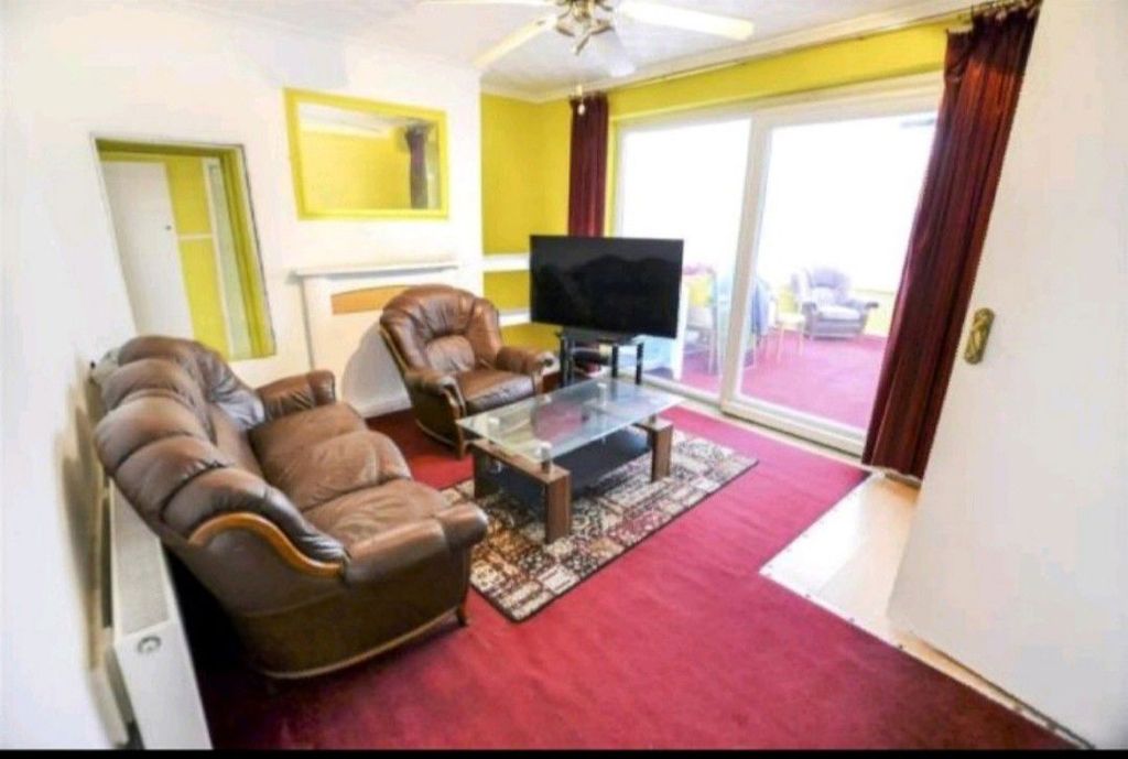 Property photo 3 of 24