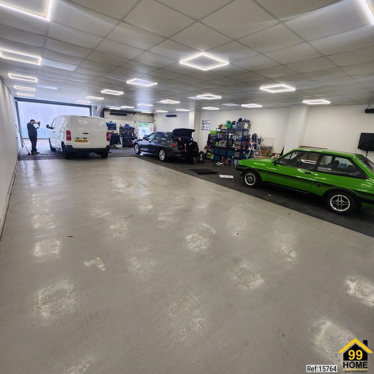 Property photo 1 of 3 Photo 0