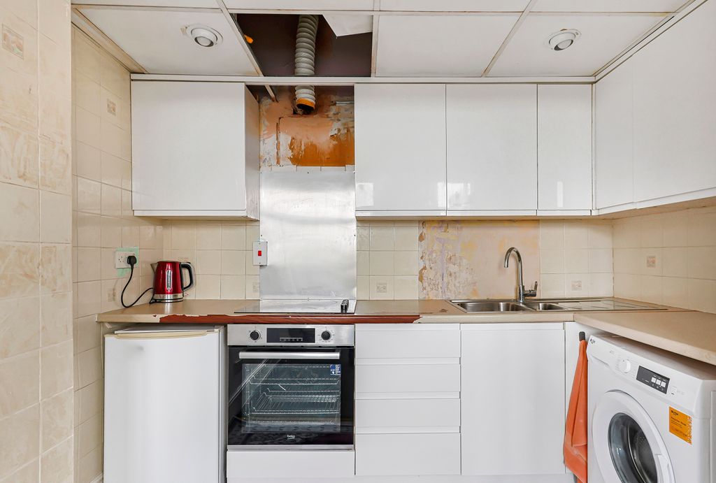 Property photo 3 of 17 333A0496