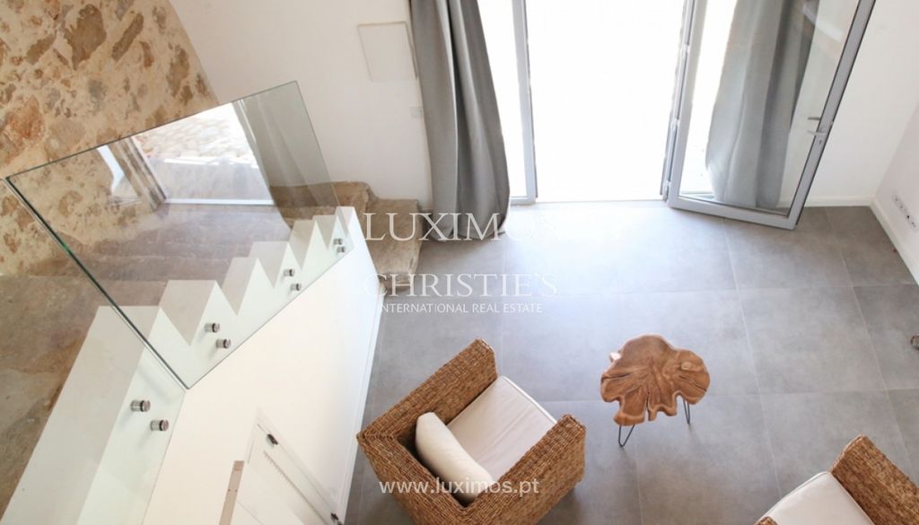 Property photo 3 of 25