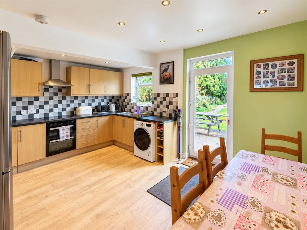 Property photo 3 of 15 Kitchen/ Diner