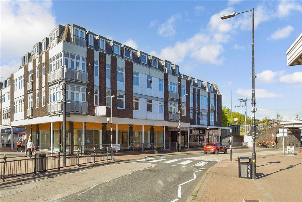 Property photo 3 of 7 External (Brochure)