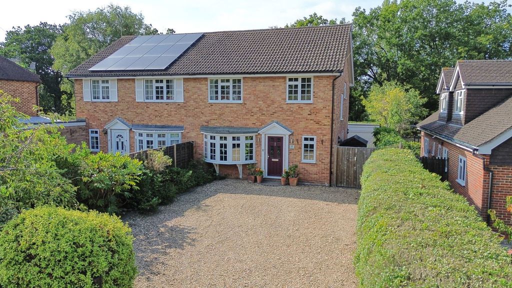 Property photo 1 of 27