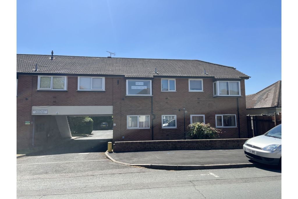 Property photo 2 of 23