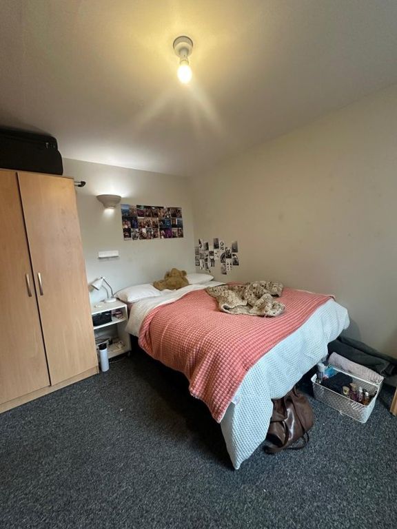 Property photo 3 of 8 9325292.Jpg