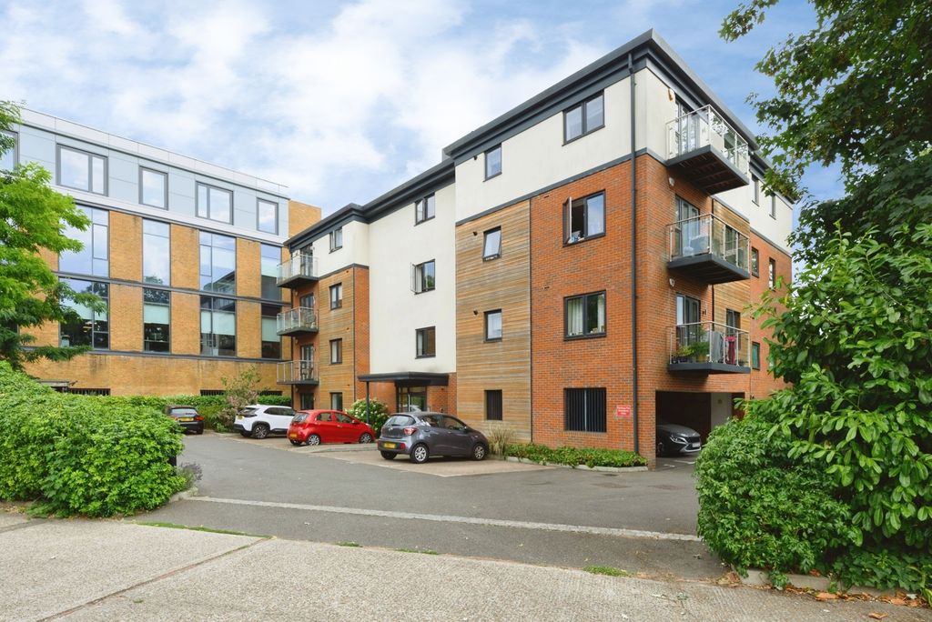 Property photo 1 of 16 Pbox-Img.Jpg