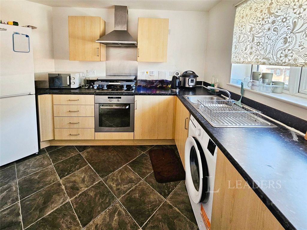 Property photo 3 of 7 Picture No. 02