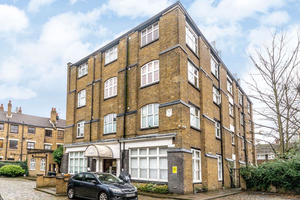 Property photo 1 of 14 Unique 1 Bed, Sep Lounge Warehouse Conversion