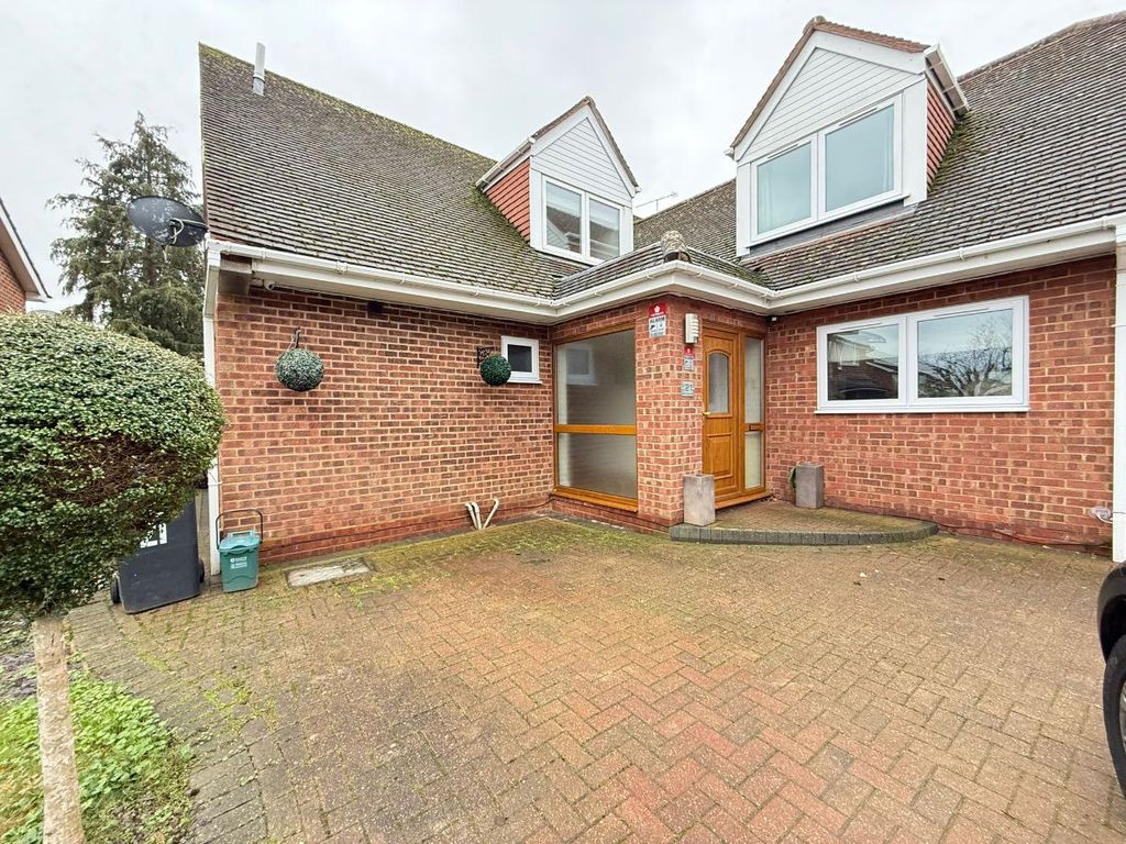 Property photo 1 of 42