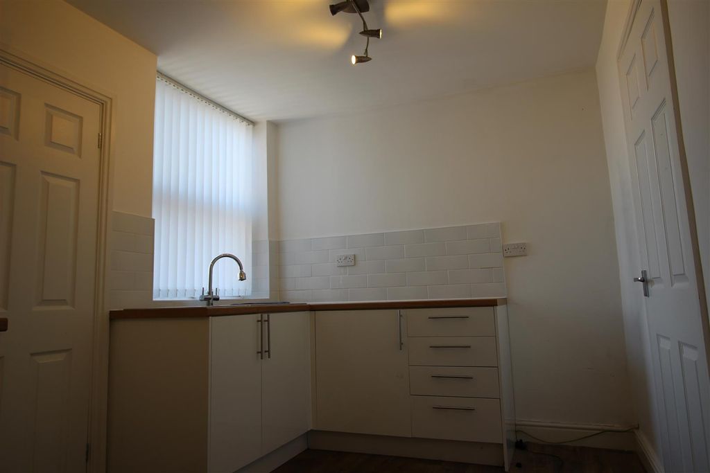 Property photo 3 of 13 Img_9990.Jpg