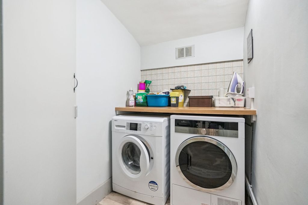 Additional image 9 of 2 bed flat for saleHigh Street, Dunblane FK15