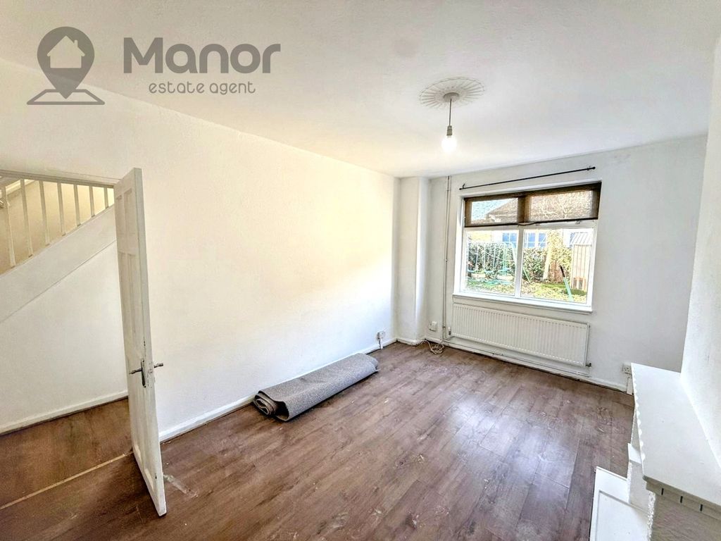 Property photo 2 of 18 Img-20251202-Wa0024