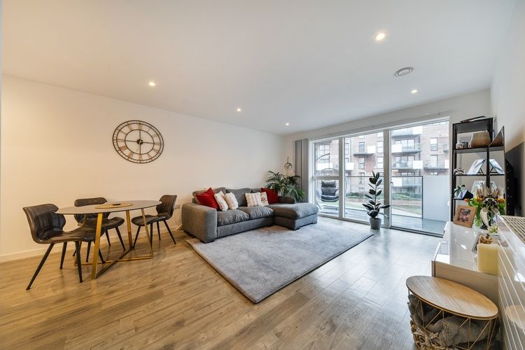 Property photo 3 of 16