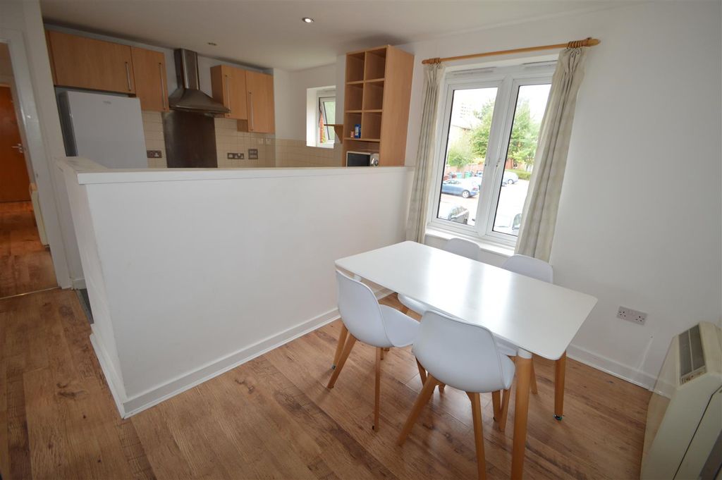 Property photo 3 of 8 Dsc_0112.Jpg