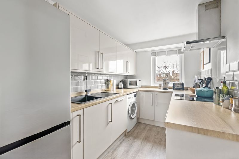 Property photo 2 of 15 Photo 10