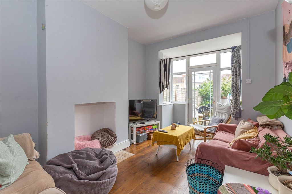 Property photo 1 of 10 Picture No. 03