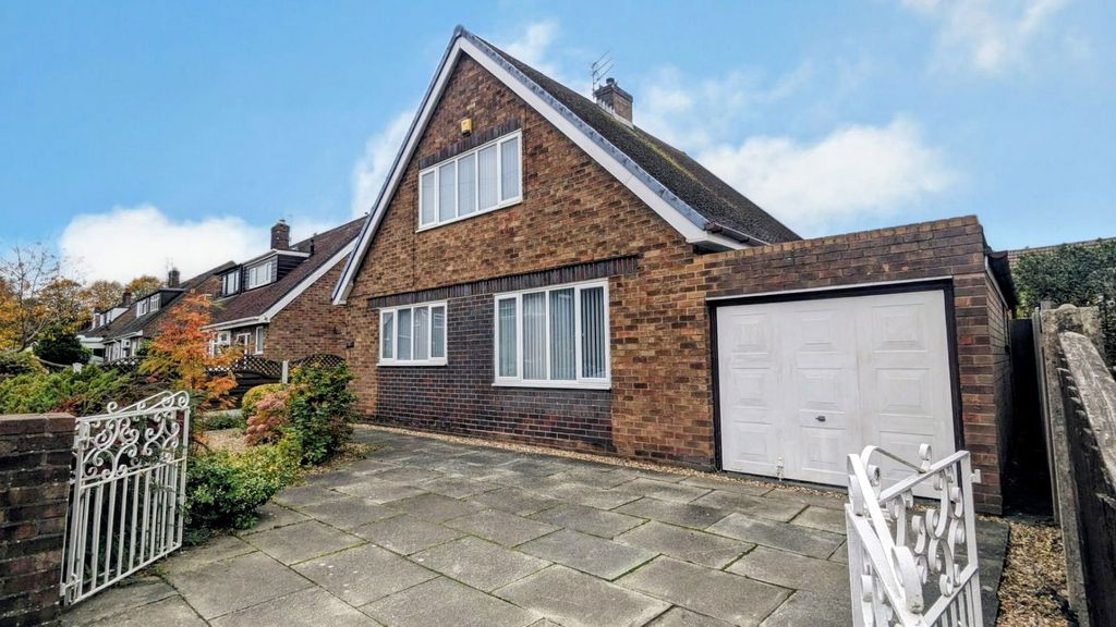 Property photo 1 of 31