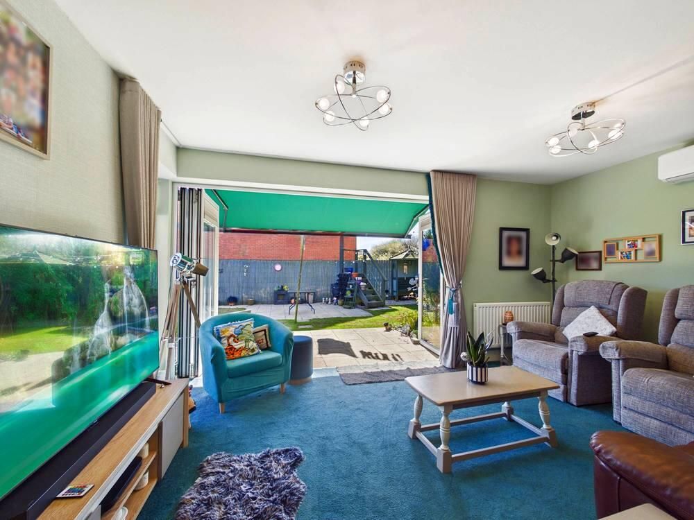 Property photo 3 of 13 Living Room